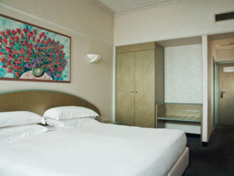 Hotel Nh Ankona Zewnętrze zdjęcie